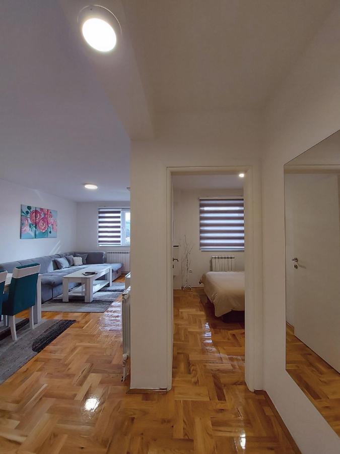 Apartman Victoria Lukavica Zewnętrze zdjęcie