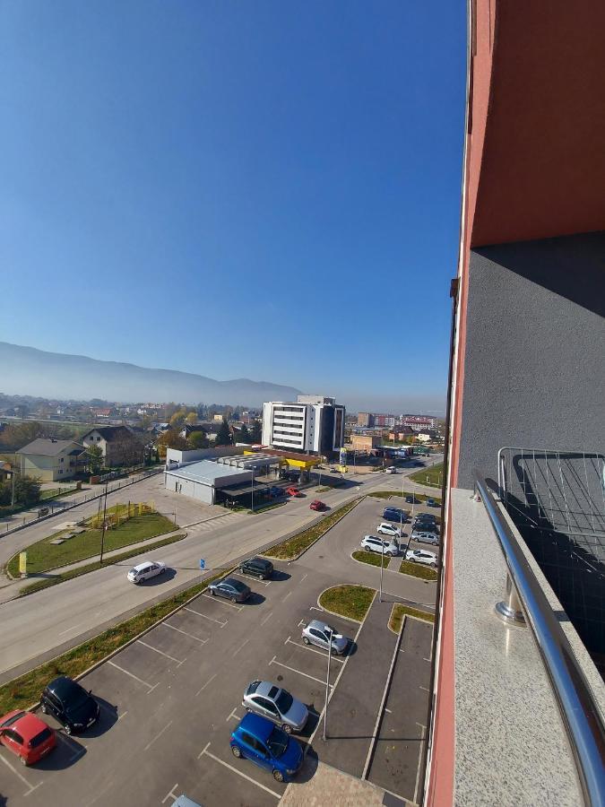 Apartman Victoria Lukavica Zewnętrze zdjęcie