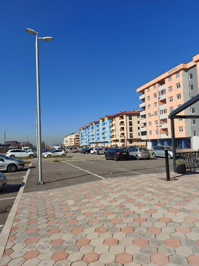 Apartman Victoria Lukavica Zewnętrze zdjęcie